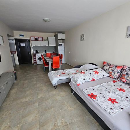 Апартаменти Кастро/Castro Apartments Tsarevo Buitenkant foto