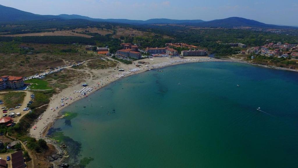 Апартаменти Кастро/Castro Apartments Tsarevo Buitenkant foto