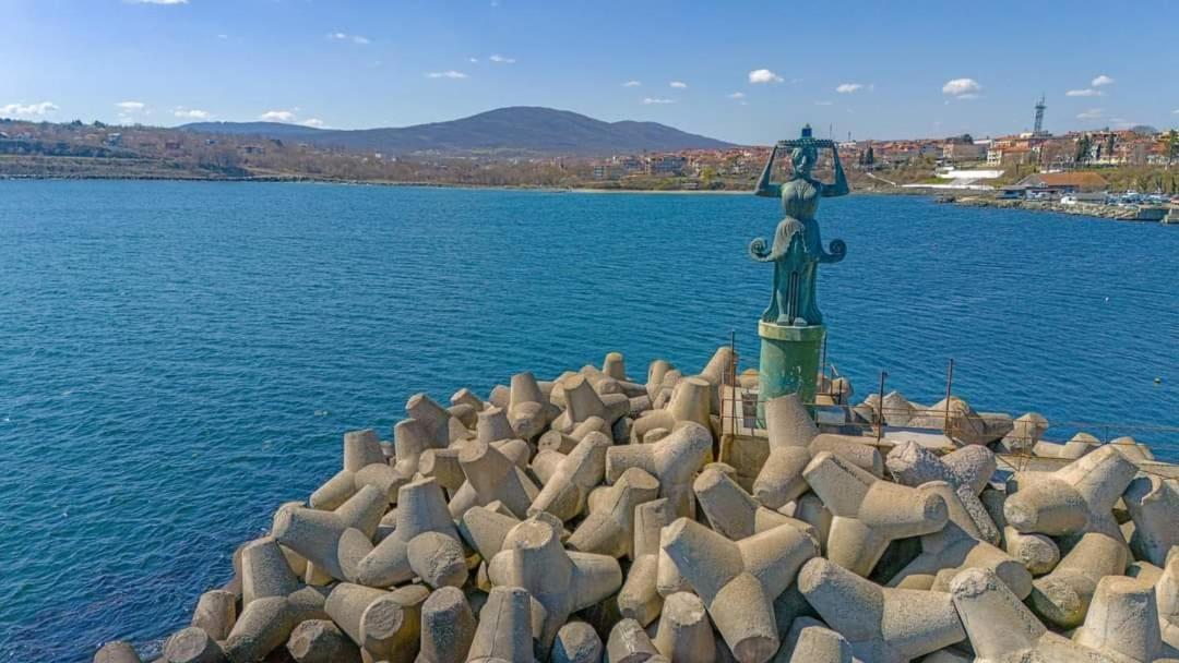 Апартаменти Кастро/Castro Apartments Tsarevo Buitenkant foto