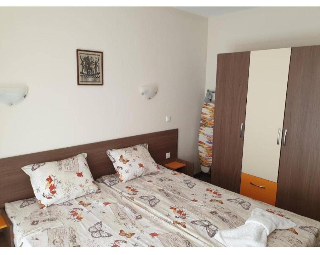 Апартаменти Кастро/Castro Apartments Tsarevo Buitenkant foto