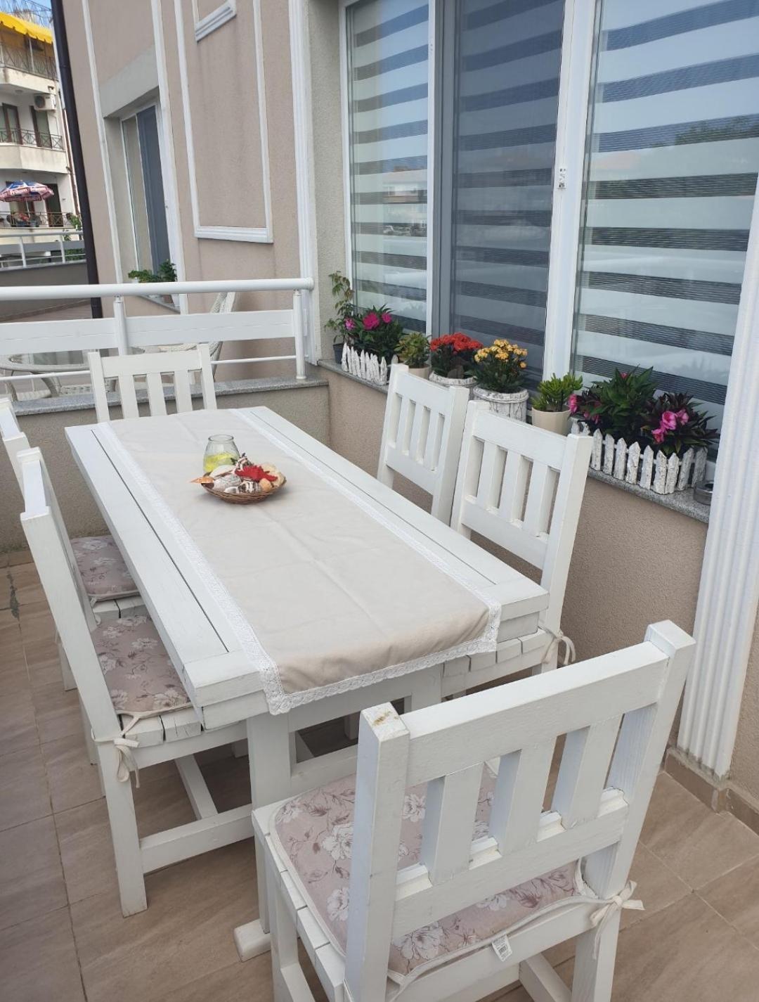 Апартаменти Кастро/Castro Apartments Tsarevo Buitenkant foto